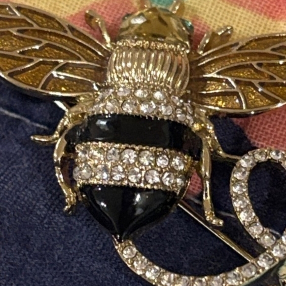 Vintage Napier Bee Brooch – Crystal & Enamel Statement Pin 🐝 - Picture 5 of 5